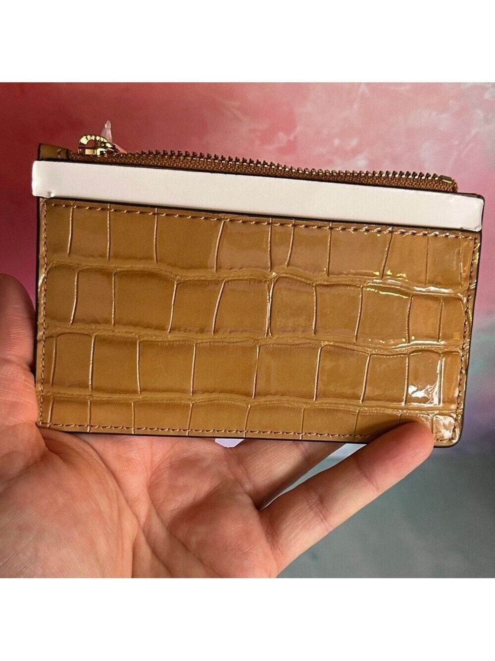 Michael Kors Jet Set Travel Medium TZ Card Case in a crocodile-embossed "Deer" - Picture 8 of 14